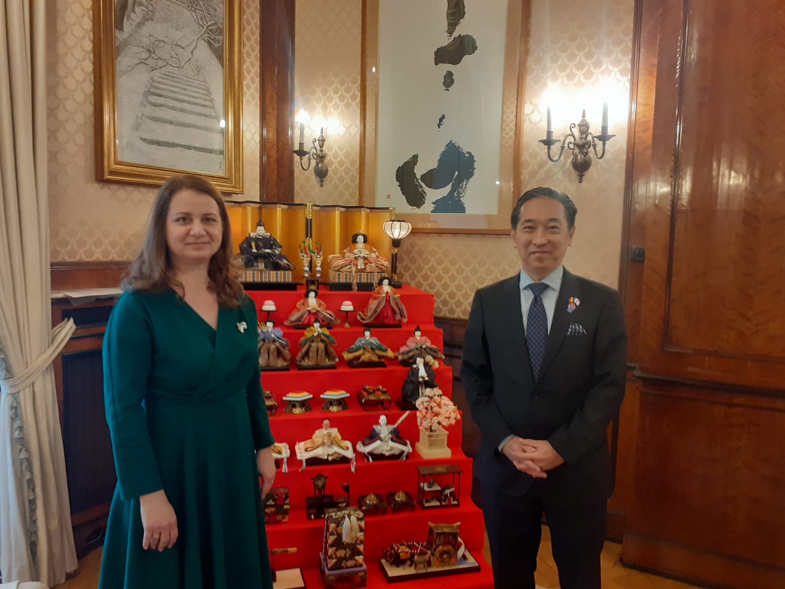 Întâlnire cu Ambasadorul Japoniei în România